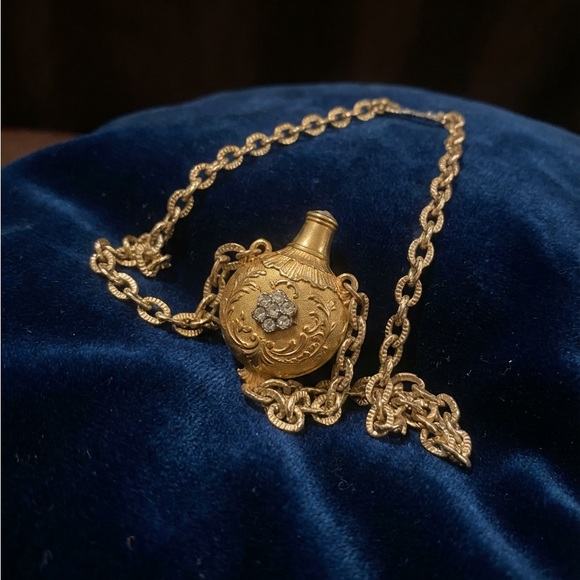 Scheilan Firenze 1980 Vintage Perfume Bottle Style Crystal Pendant Necklace